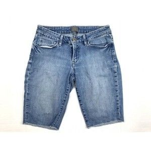 Levi’s San Francisco Women 4/27 Bermuda demi curve classic Blue Shorts Stretch